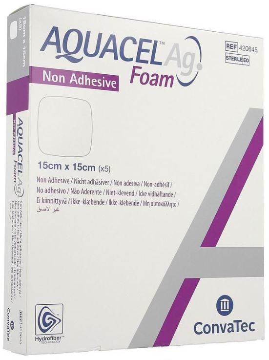 Foamverband AQUACEL Ag Foam Non-Adhesive 15x15cm